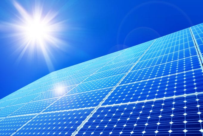 Che cos’è l’energia solare e come funzionano i pannelli fotovoltaici?