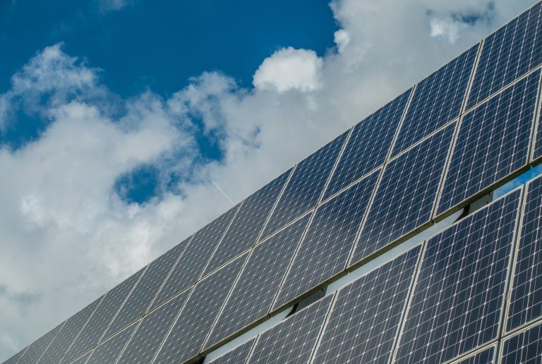 Fotovoltaico 2021: installati più di 80mila nuovi impianti
